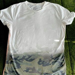 White tee camouflage